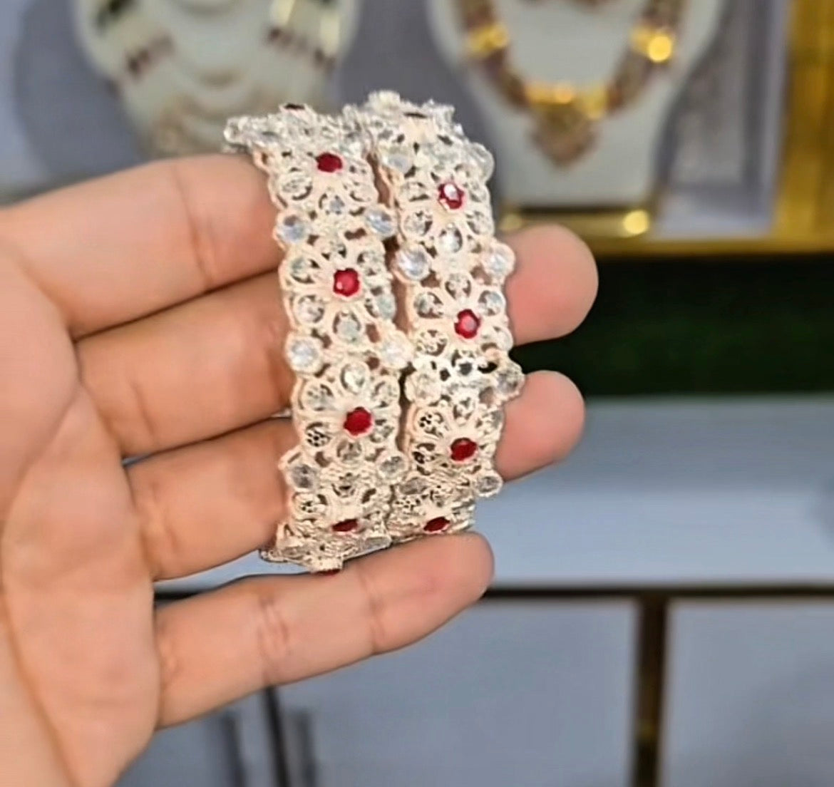 Italian Bangle – Floral Stone Designer Cuff